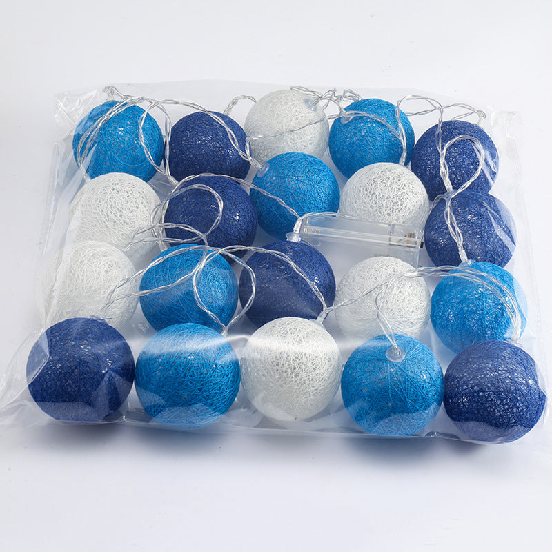 LED Lichterkette mit Baumwollkugeln